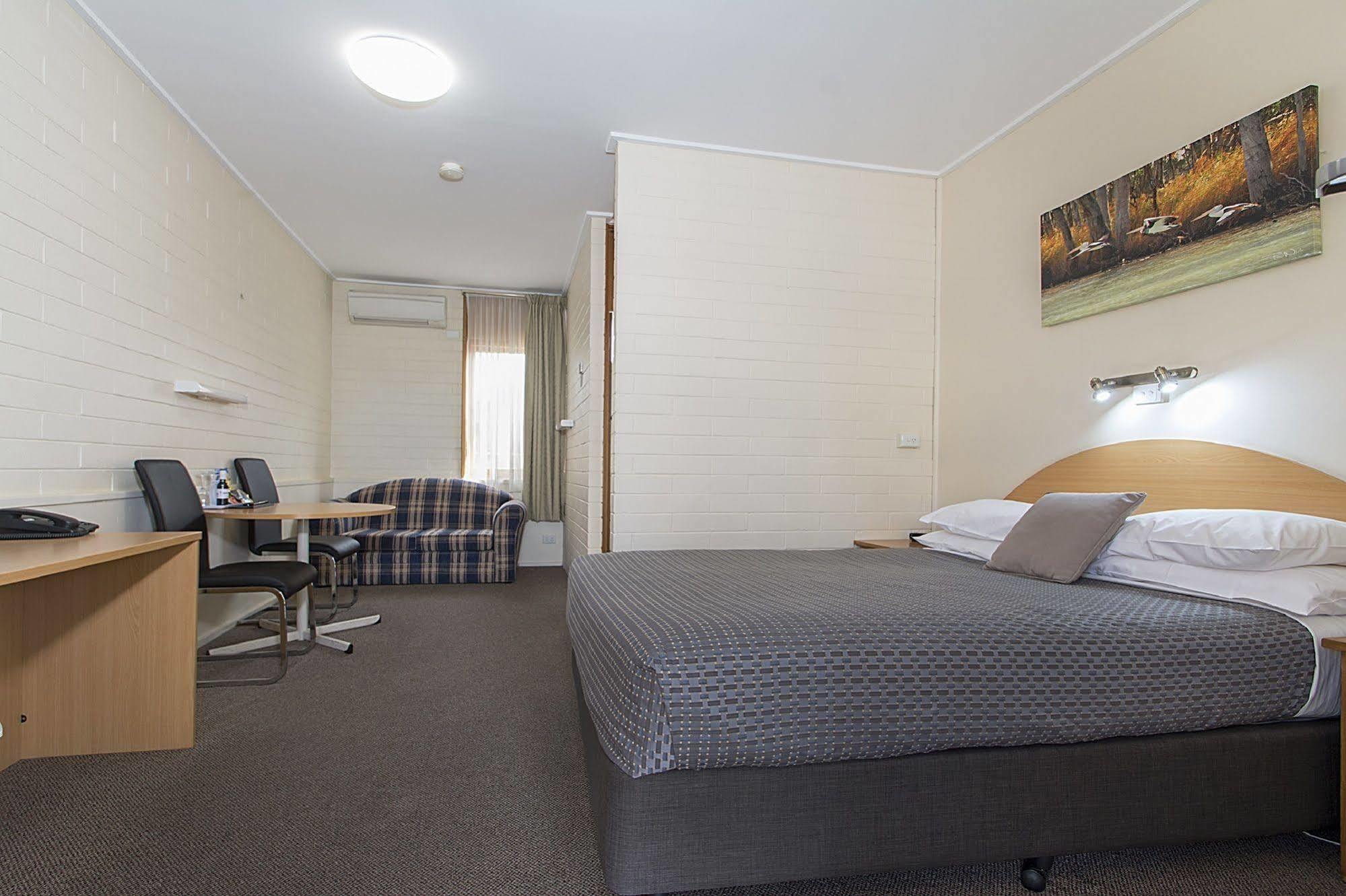 Citrus Valley Motel Renmark Bagian luar foto